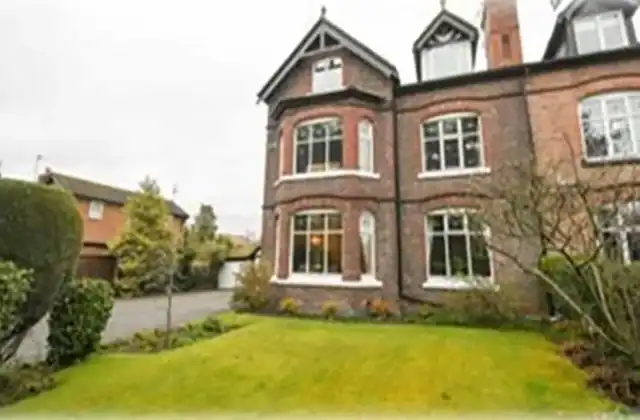 Specialist residential mental healthcare in Wirral